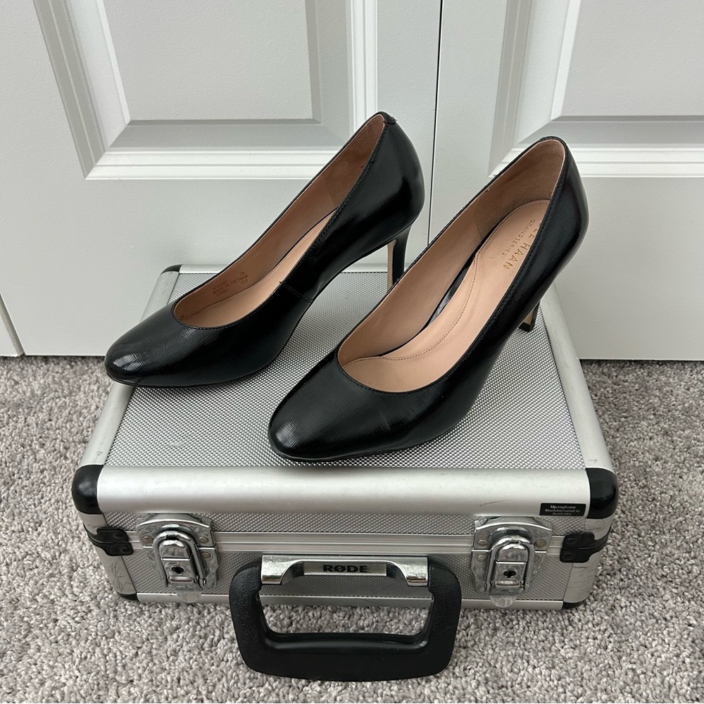 Cole Haan Black Classic Heels‎